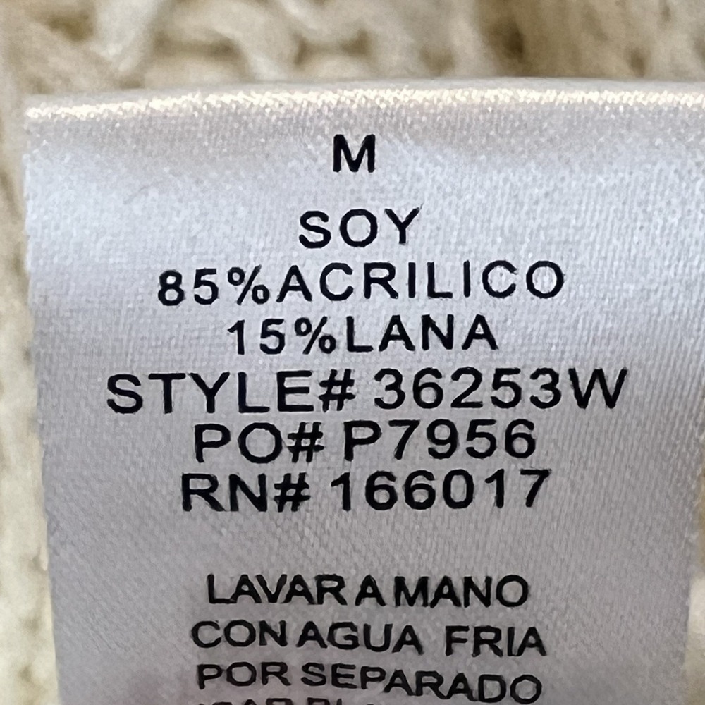 Blue B Ivory Cableknit Sweater with Pearl Beads Womens Size Medium NWT - Picture 9 of 10